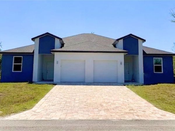 10385 PORT EVERGLADES STREET , PORT CHARLOTTE, FL 33981