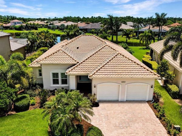 4821 ROYAL DORNOCH CIRCLE, BRADENTON, FL 34211