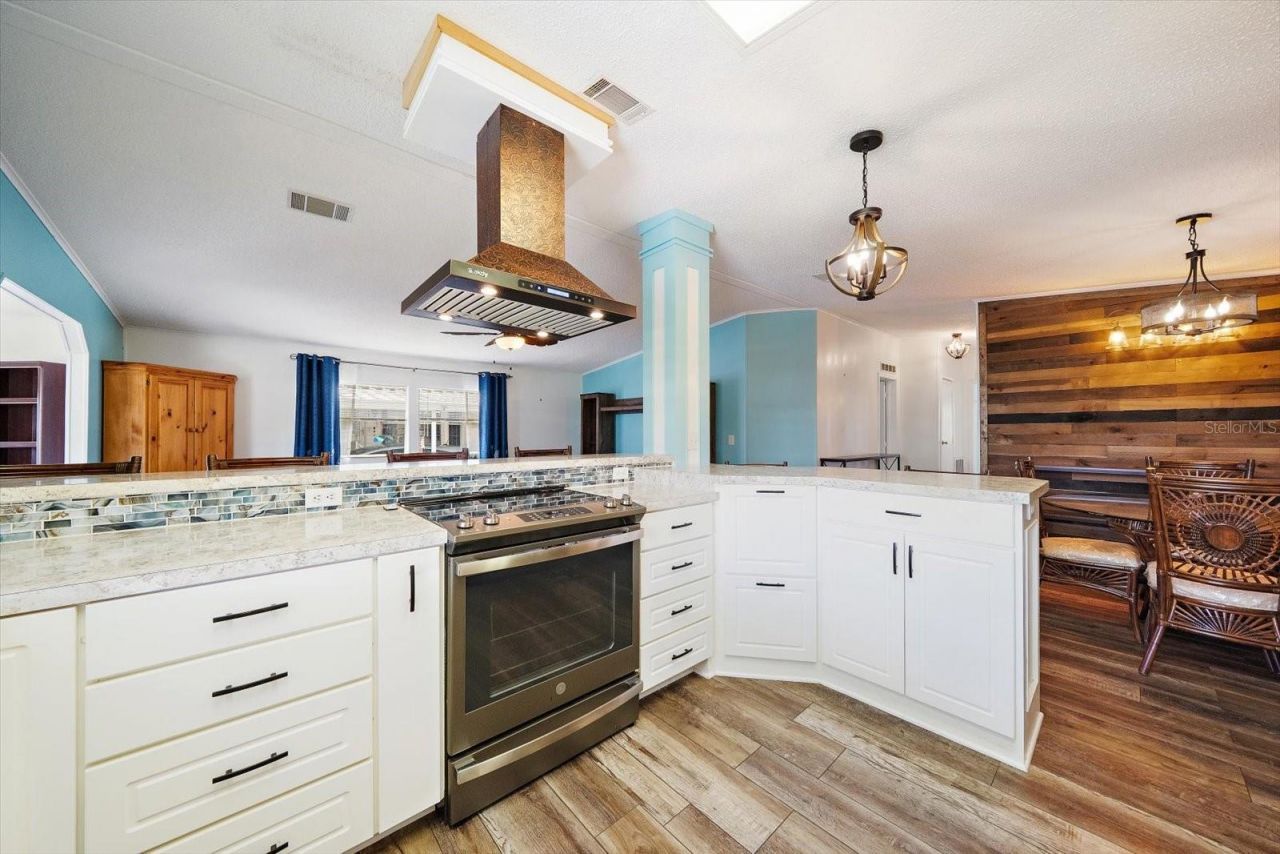 8102 Marie Lane, Ellenton, FL 34222 Photo