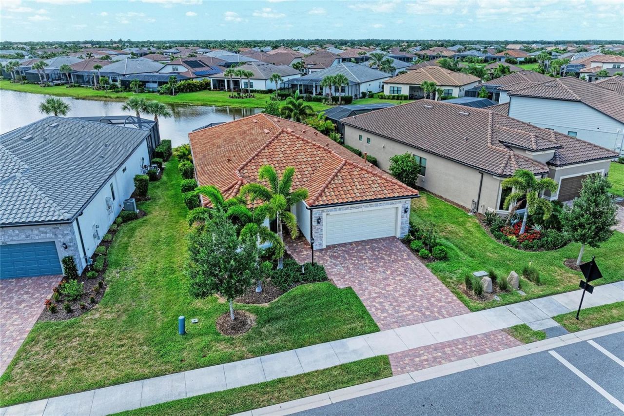 7412 Summerland Cove, Lakewood Ranch, FL 34202 Photo