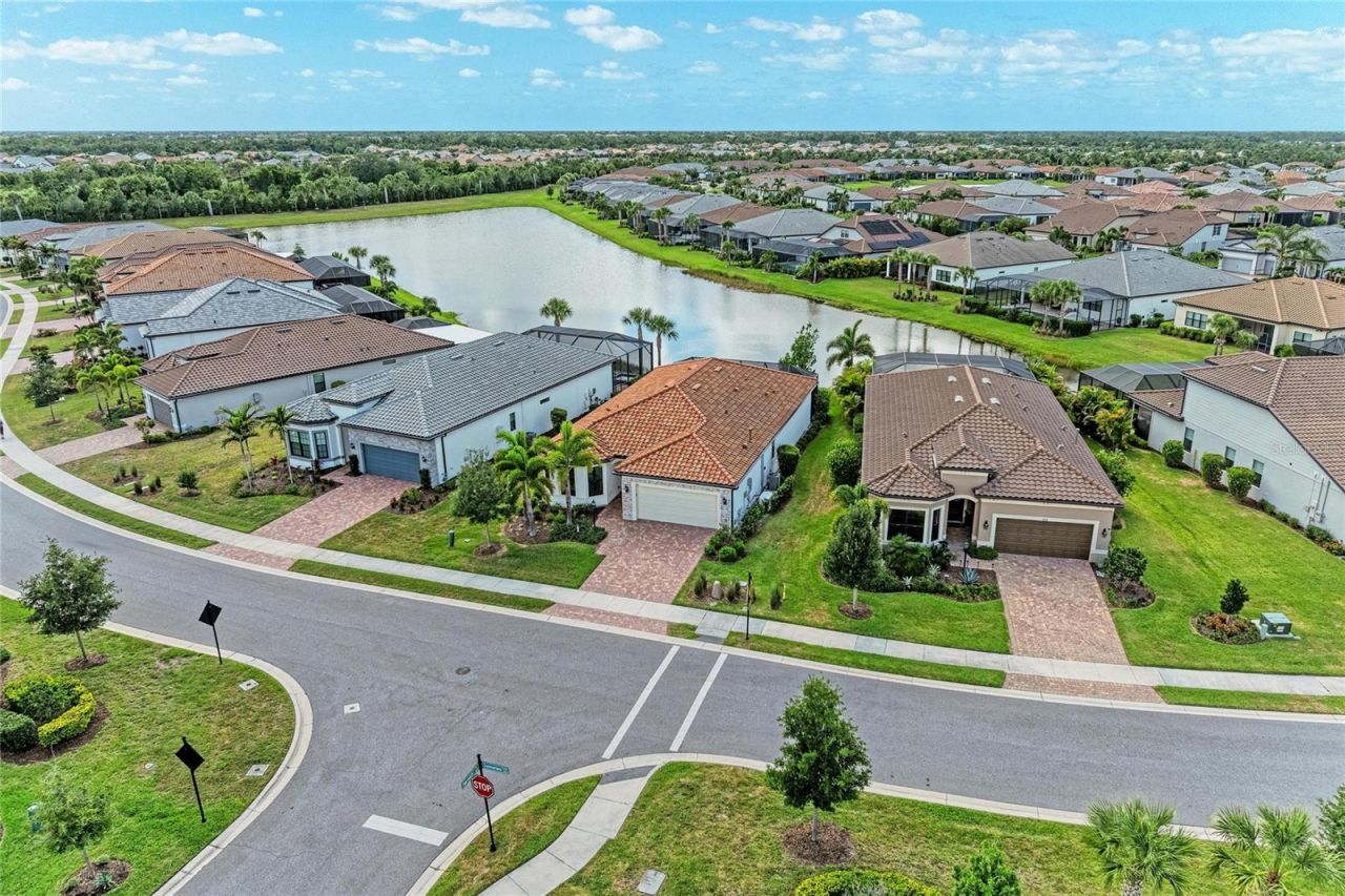 7412 Summerland Cove, Lakewood Ranch, FL 34202 Photo