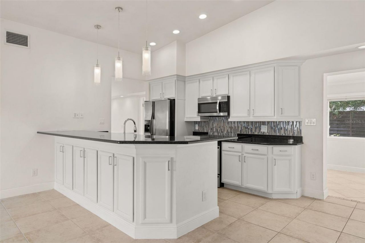 3317 Bougainvillea Street , Sarasota, FL 34239 Photo