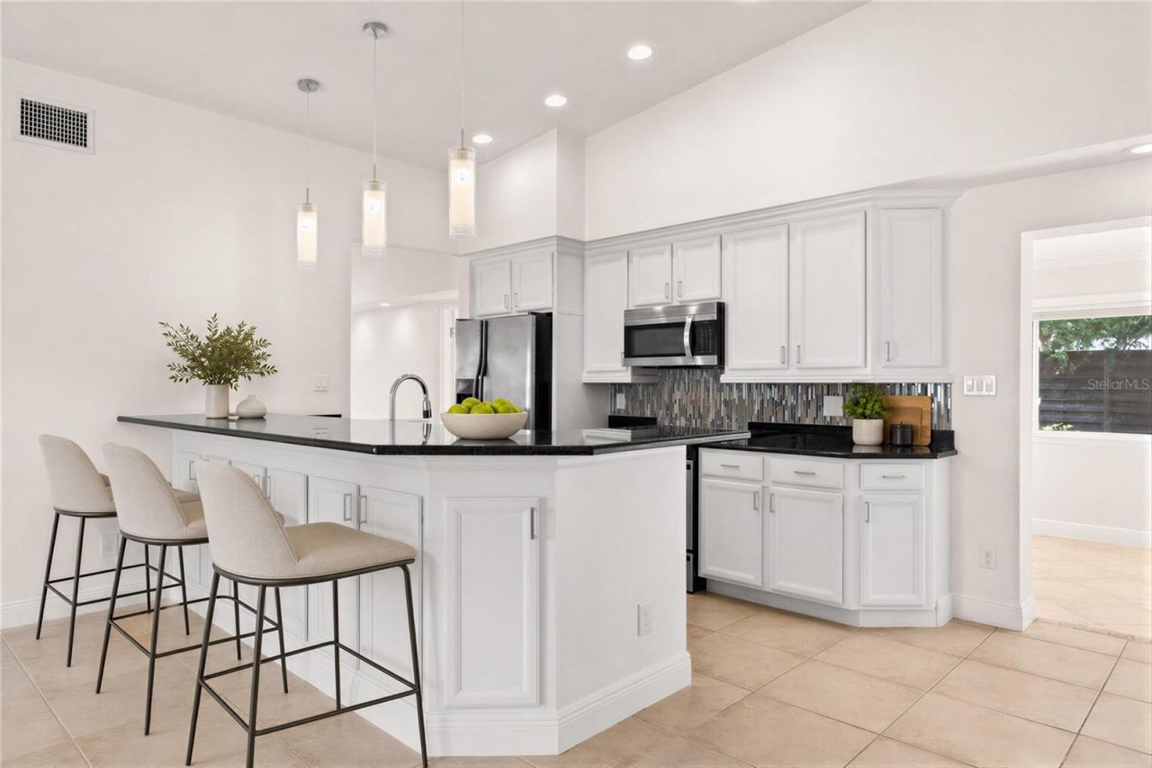 3317 Bougainvillea Street , Sarasota, FL 34239 Photo