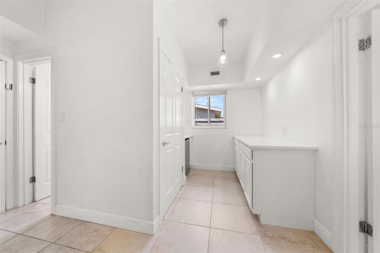 3317 Bougainvillea Street , Sarasota, FL 34239 Photo