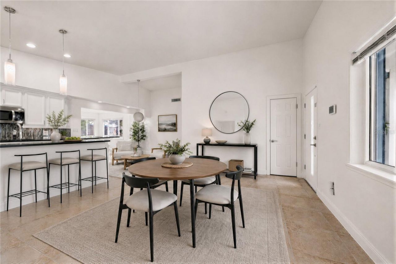 3317 Bougainvillea Street , Sarasota, FL 34239 Photo