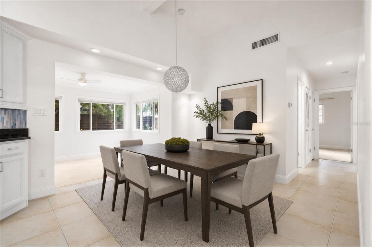 3317 Bougainvillea Street , Sarasota, FL 34239 Photo