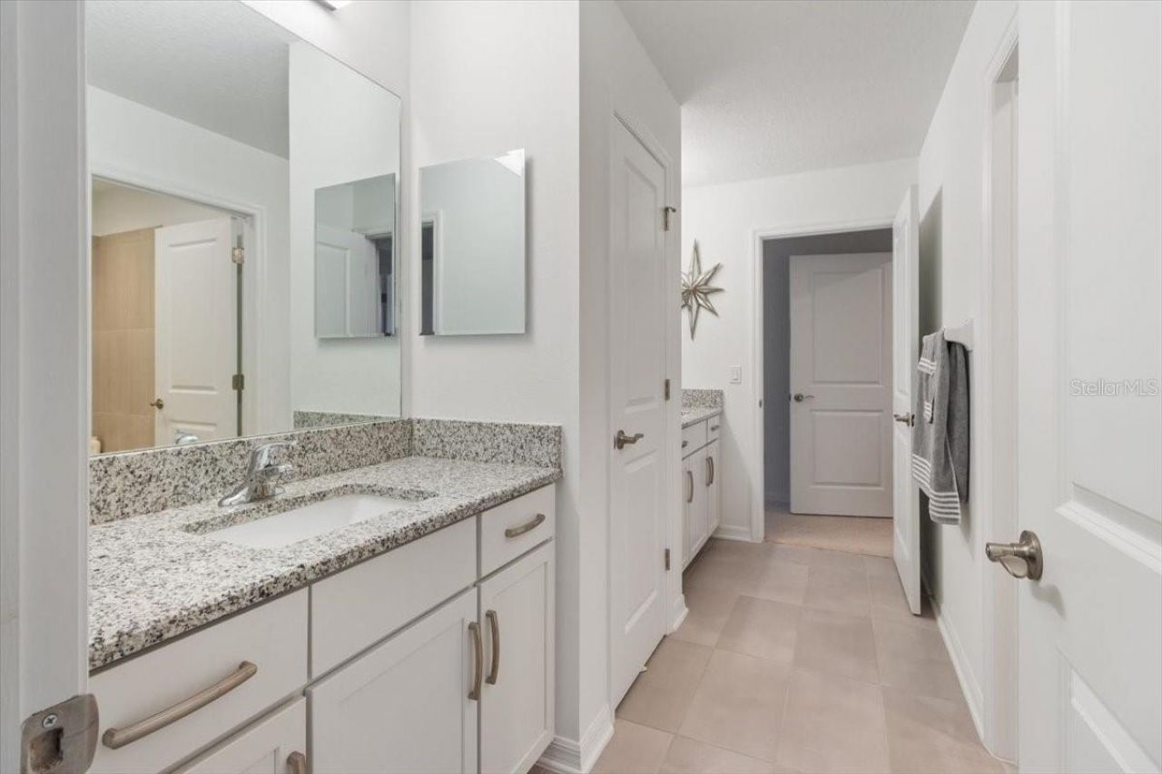 33239 Kateland Drive, Wesley Chapel, FL 33545 Photo