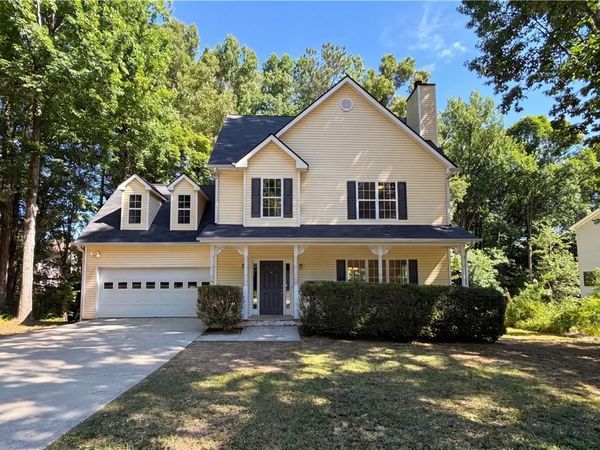 170 Rosewood Circle , Covington, GA 30016