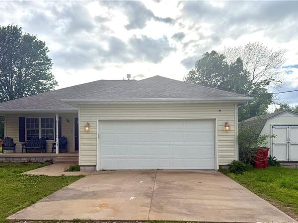 7128 SE 66th Terrace, Riverton, KS 66770