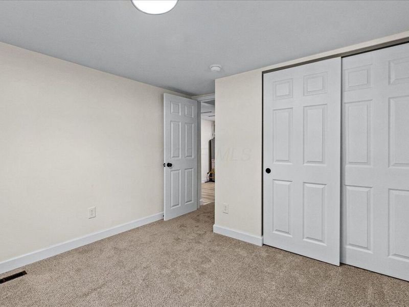 2961 E 11th Avenue, Columbus, OH 43219 Photo 22