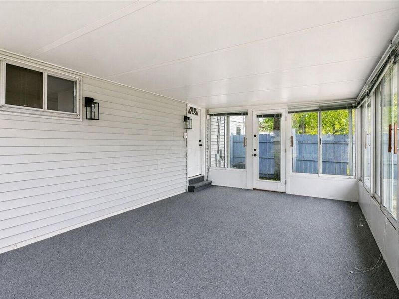 2961 E 11th Avenue, Columbus, OH 43219 Photo 24