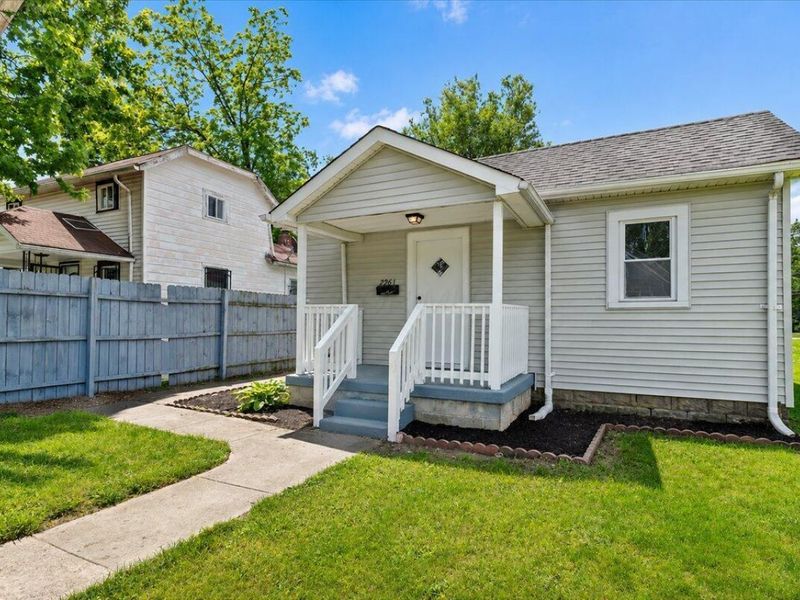 2961 E 11th Avenue, Columbus, OH 43219 Photo 3