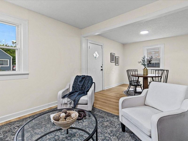 2961 E 11th Avenue, Columbus, OH 43219 Photo 6
