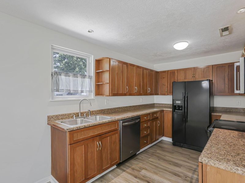8055 Lock Road, Centerburg, OH 43011 Photo 14