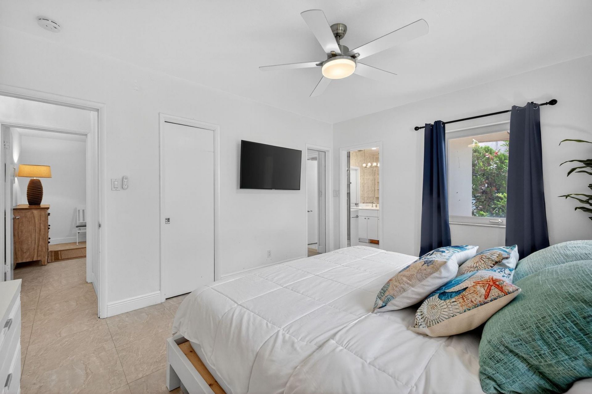 283 Imperial Lane, Lauderdale by the Sea, FL 33308 Photo