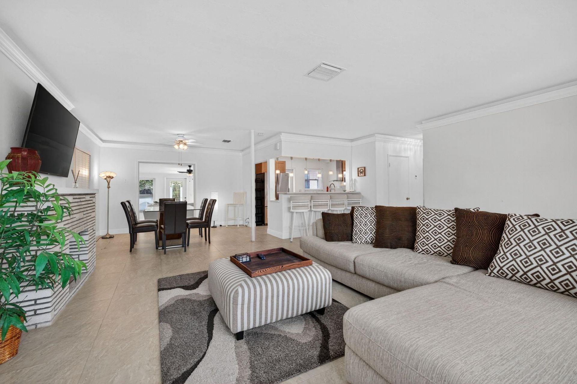 283 Imperial Lane, Lauderdale by the Sea, FL 33308 Photo