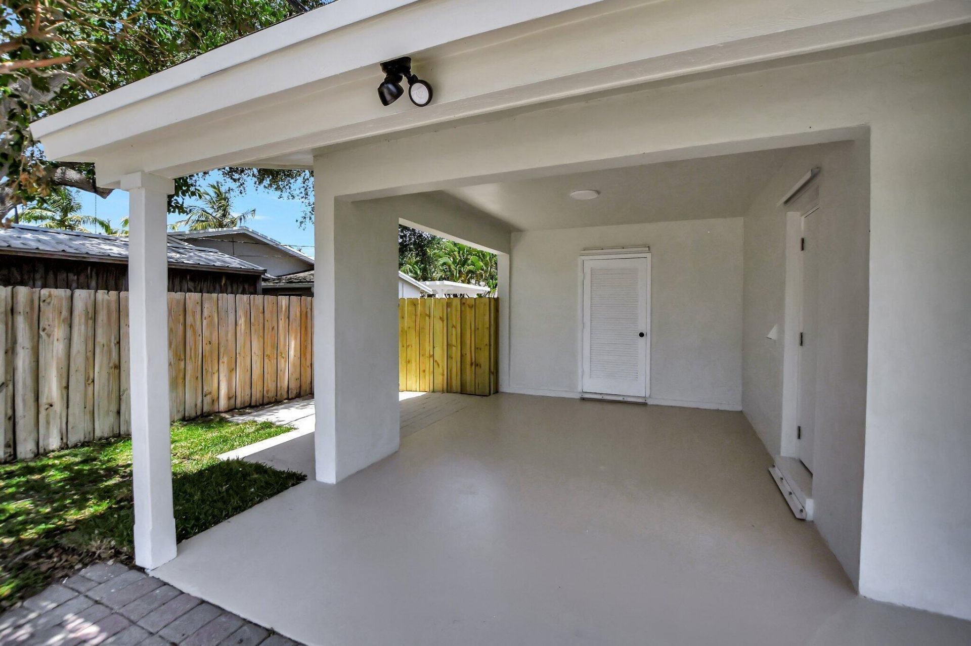 832 SW 10th Avenue, Boca Raton, FL 33486 Photo