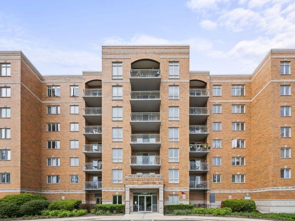 6807 N Milwaukee Avenue , Unit 601, Niles, IL 60714
