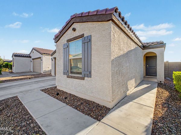 5830 S 23RD Drive, Phoenix, AZ 85041