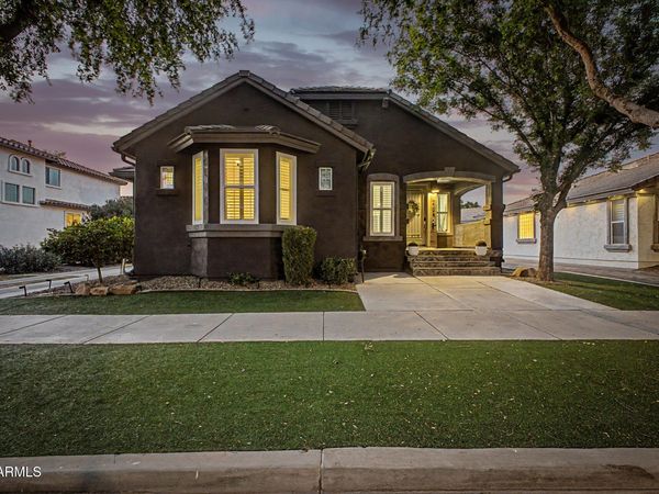 2732 E TAMARISK Street, Gilbert, AZ 85296