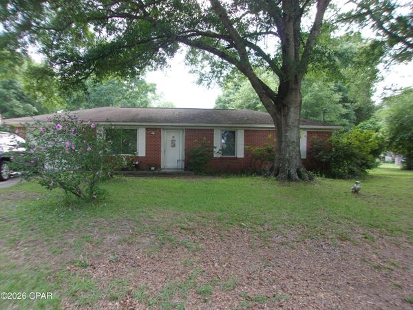 3330 Rolling Hills Circle, Unit B, Bonifay, FL 32425