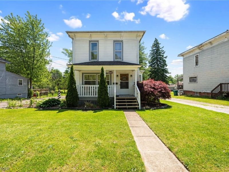 530 W Main Street, Geneva, OH 44041 Photo 1