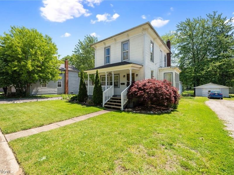 530 W Main Street, Geneva, OH 44041 Photo 3