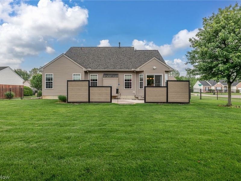 37164 Stone Creek Drive , North Ridgeville, OH 44039 Photo 37