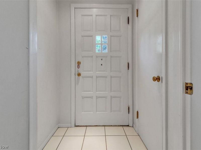 23410 E Baintree Road, Beachwood, OH 44122 Photo 2