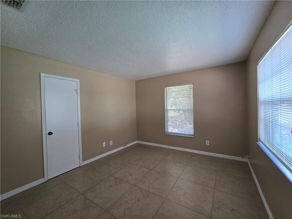 702 SE 47th St , Unit 4, Cape Coral, FL 33904 Photo
