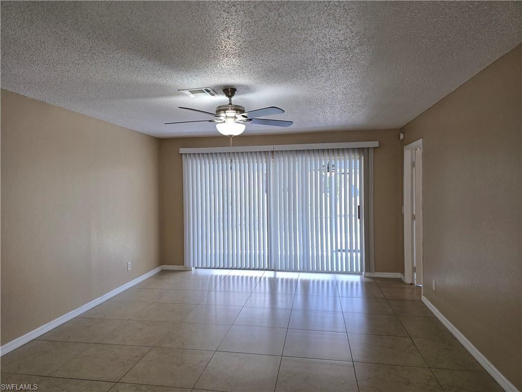 702 SE 47th St , Unit 4, Cape Coral, FL 33904 Photo