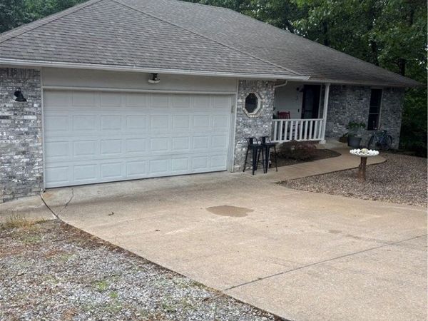 3 Campbell Lane, Bella Vista, AR 72715