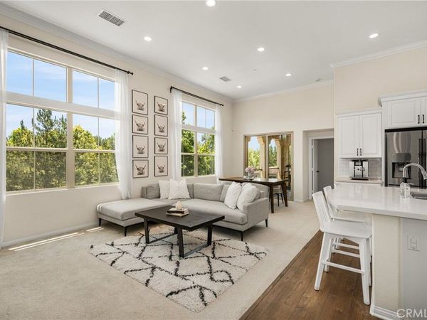 208 Rose Arch, Irvine, CA 92620