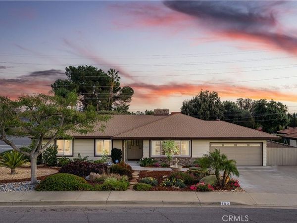 102 W Monterrey Drive, Claremont, CA 91711