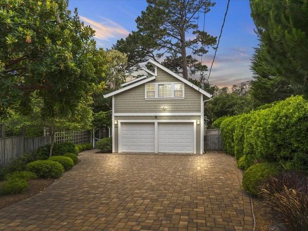 494 GROVE ACRE Avenue, Pacific Grove, CA 93950