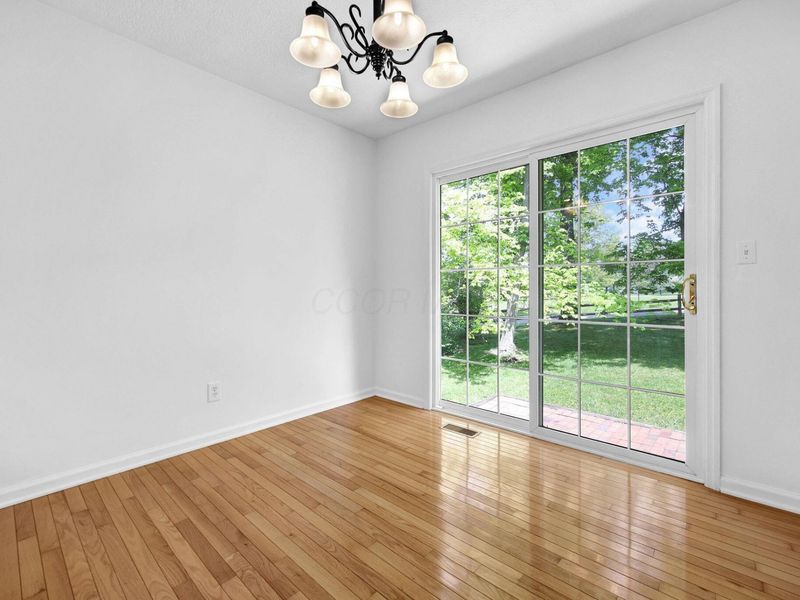 1366 Windsor Court , Circleville, OH 43113 Photo 14