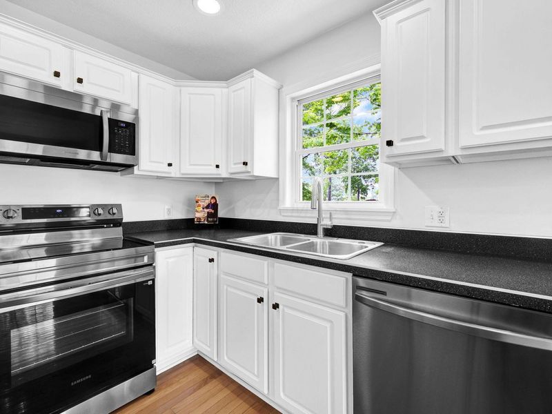 1366 Windsor Court , Circleville, OH 43113 Photo 16