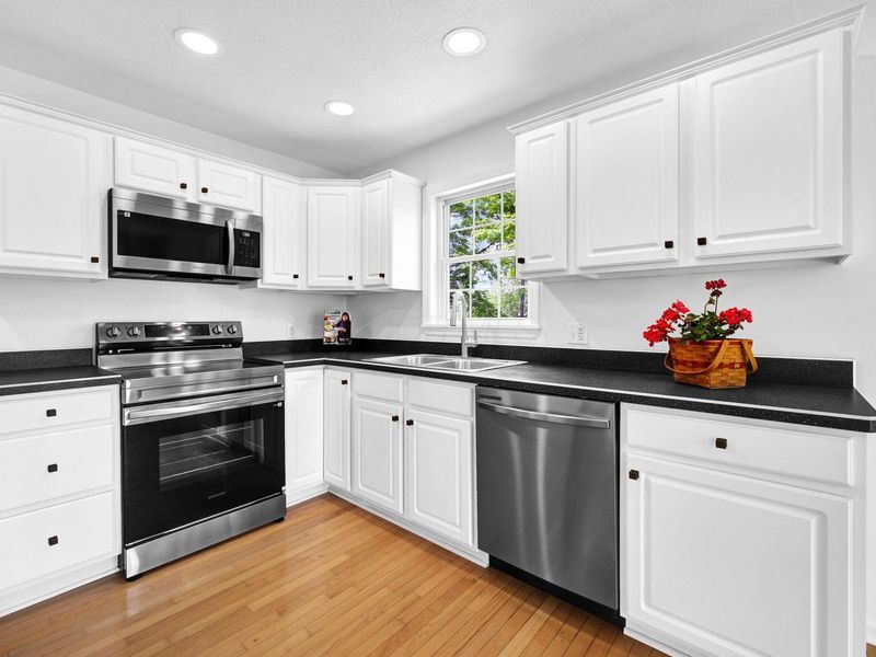 1366 Windsor Court , Circleville, OH 43113 Photo 19