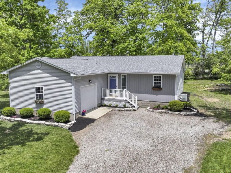 1366 Windsor Court , Circleville, OH 43113 Photo 5