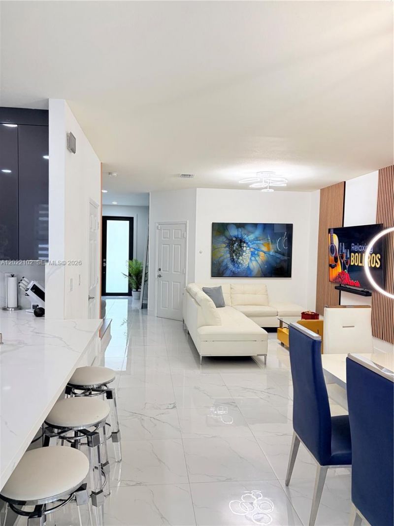 3409 W 92nd Pl , Hialeah, FL 33018 Photo