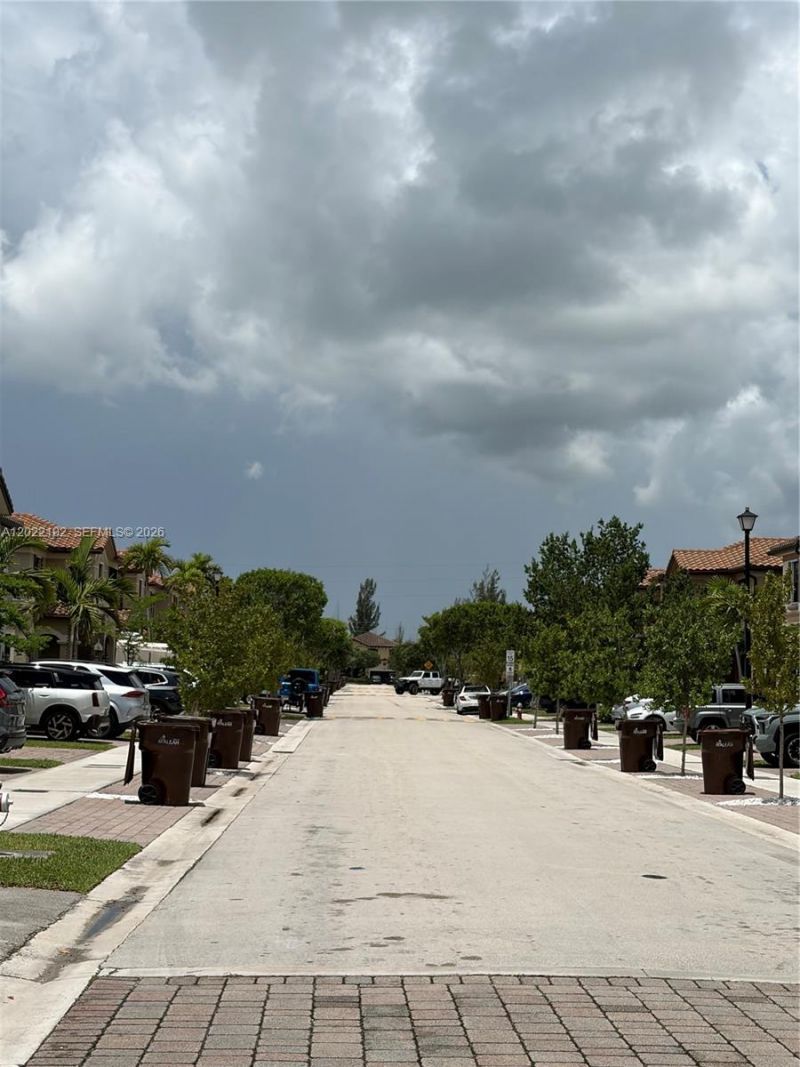 3409 W 92nd Pl , Hialeah, FL 33018 Photo