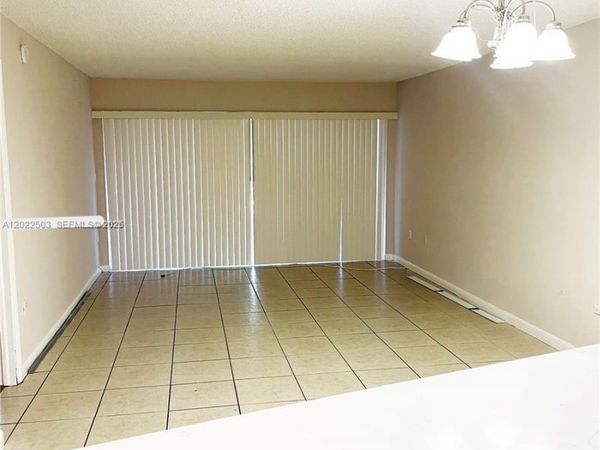 4255 N University Dr , Unit 109, Sunrise, FL 33351