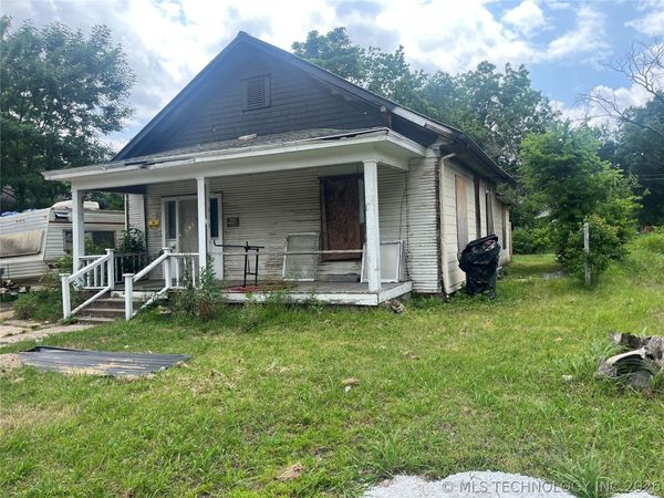 716 N Alabama Avenue , Okmulgee, OK 74447