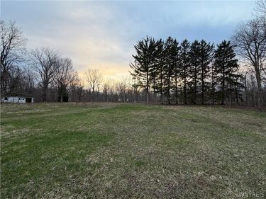 4880 Ransom Road, Clarence, NY 14301