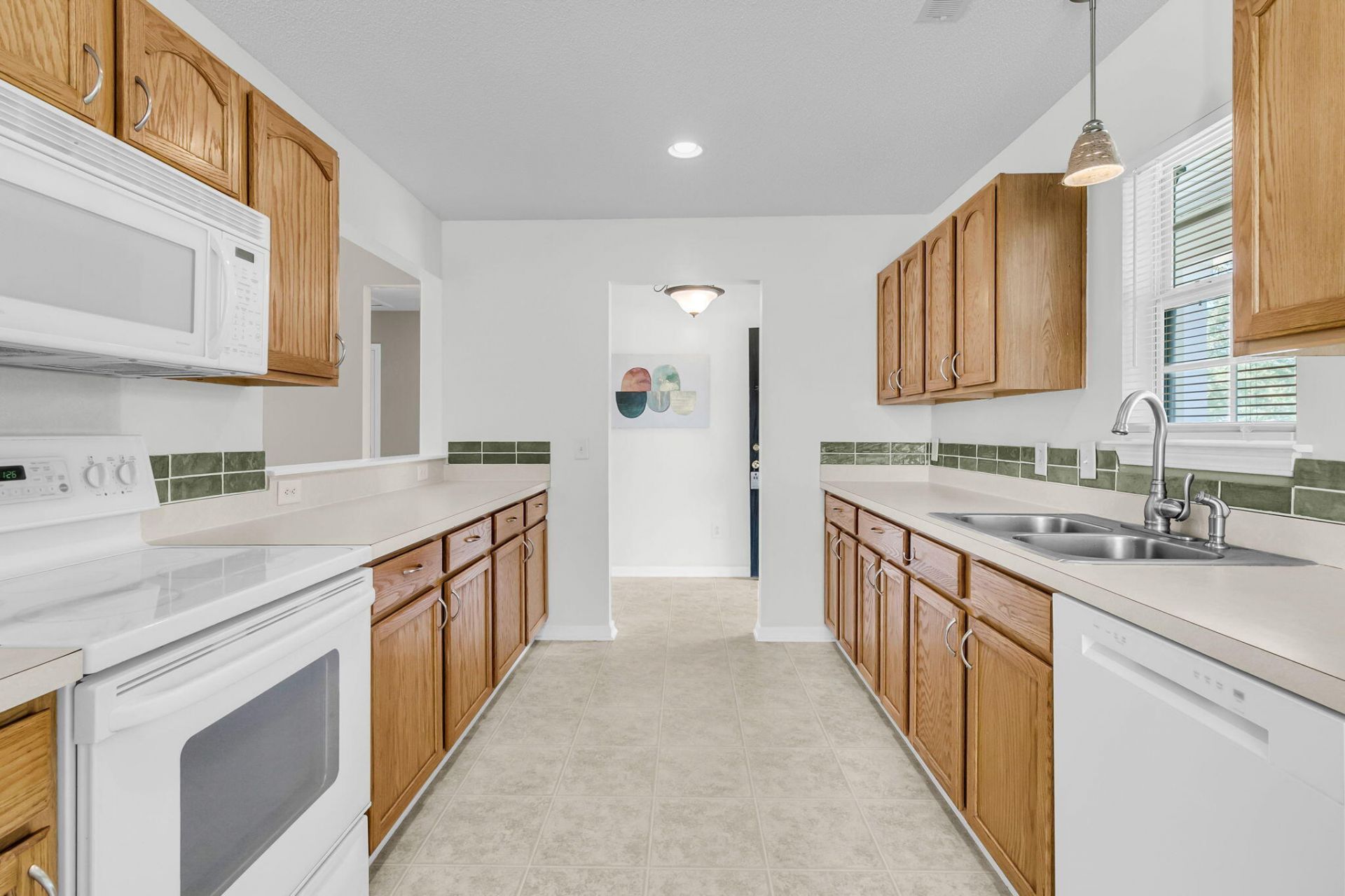 106 Dovetail Circle Photo 14