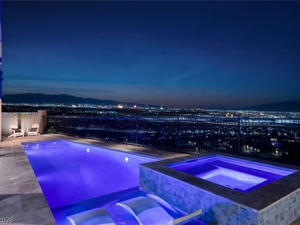 214 Shaded Canyon Drive, Henderson, NV 89012