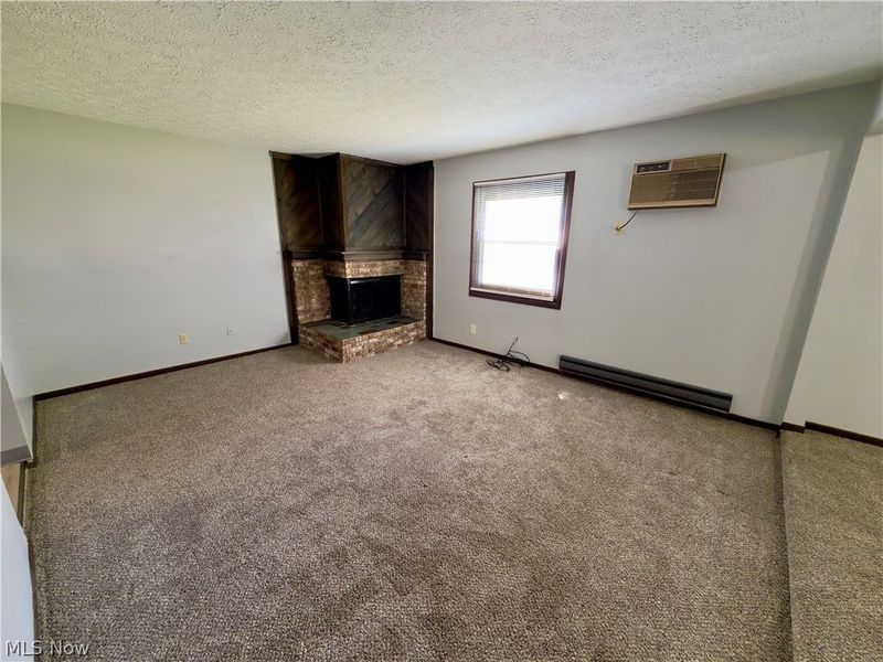 Lorain, OH 44053 Photo 16