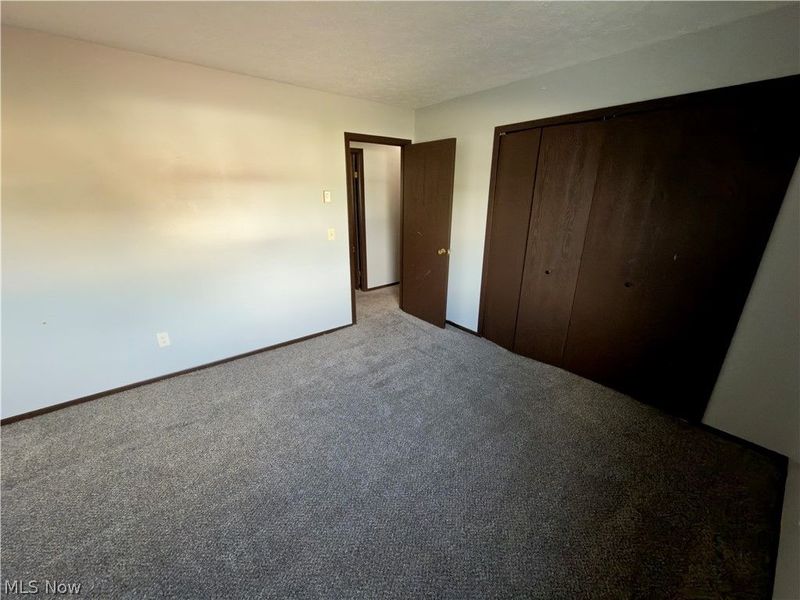 Lorain, OH 44053 Photo 26