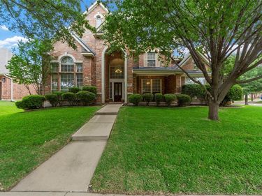 8000 Geranium Lane, Fort Worth, TX 76123