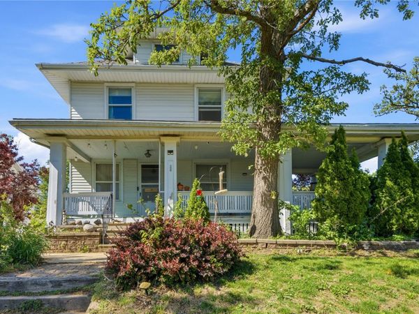 1526 C Ave NW , Cedar Rapids, IA 52405